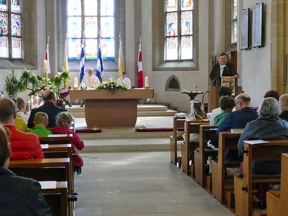 Dankgottesdienst der Kommunionkinder (Foto: Karl-Franz Thiede)